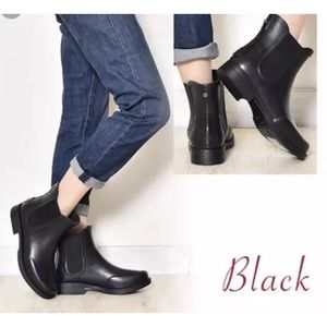 ugg aviana chelsea boot